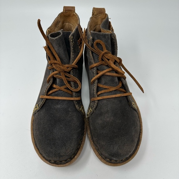 Born Women's Temple Walking Boots in Dark Green Distressed Sz 8.5M - Picture 7 of 15